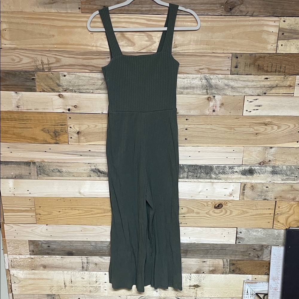 American Eagle Outfitters size Small Dark Green Sleeveless Ribbed Jumpsuit